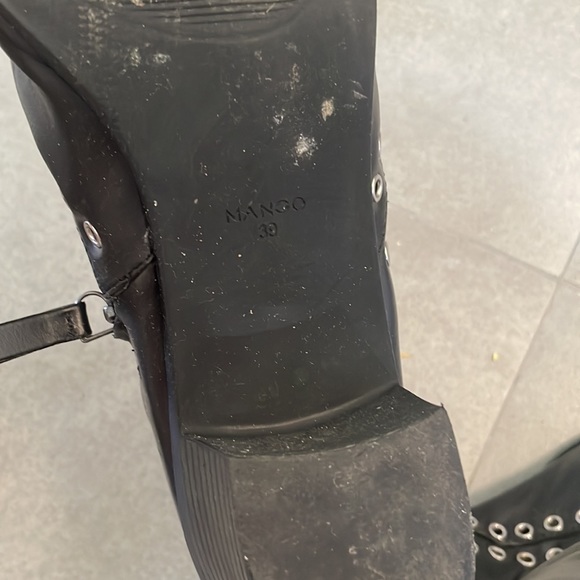 Booties - Picture 3 of 4